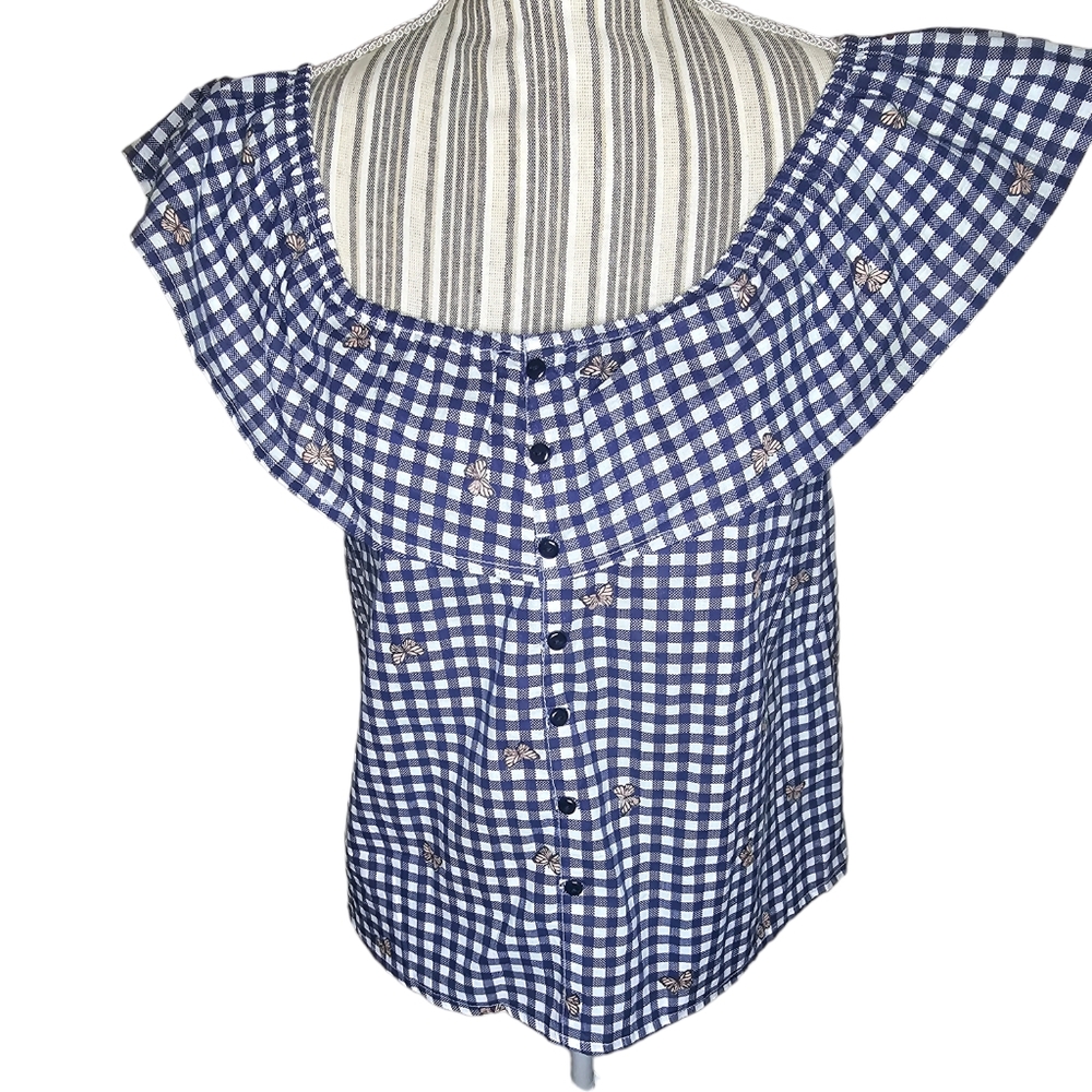 Atmosphere women's blue/white butterfly gingham ruffle neckline top size 8